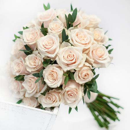 Свадебный букет невесты с кремовыми розами №279